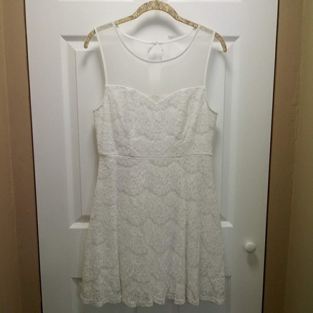 francesca's White‎ Lace Skater Style Dress